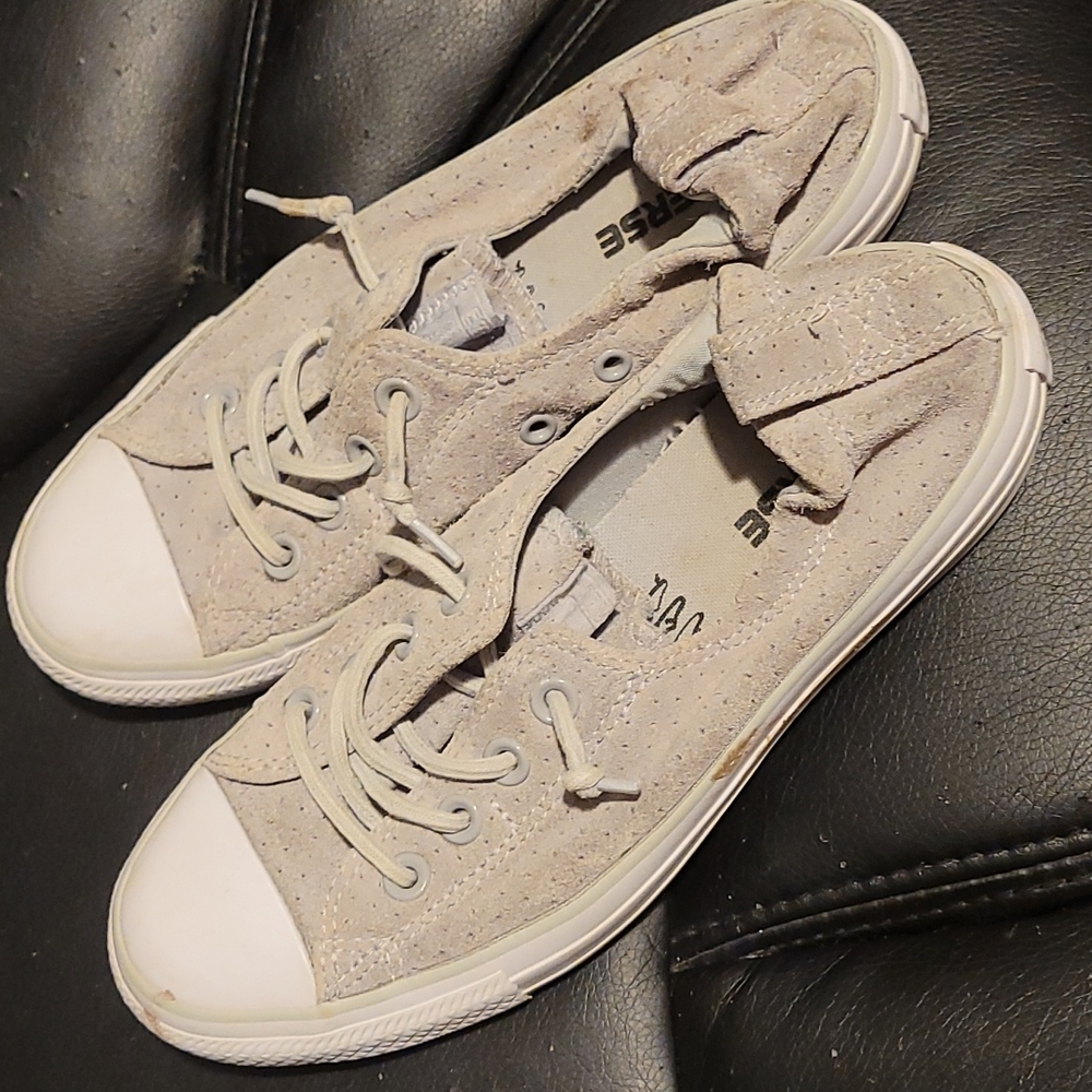Ladies converse size US8